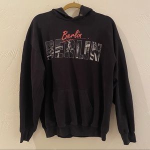 Vintage Berlin Hoodie | Black | Size Large |